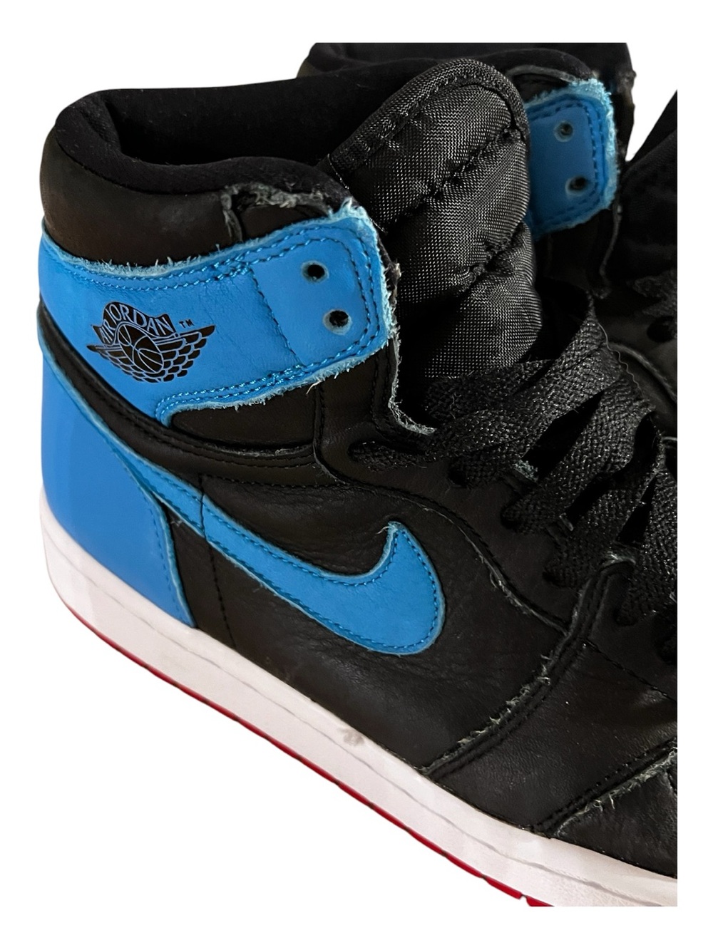 Nike Air Jordan 1 Mid - Red, Black & Blue Accent - Picture 4 of 9